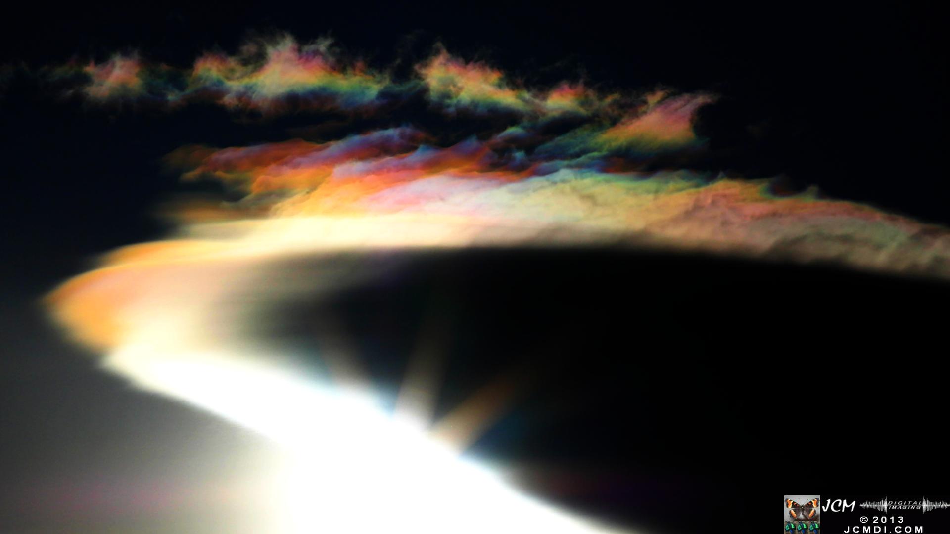 3-9-2010 Spectacular UFO lenticular Cloud and sunset stills with rainbow ice crystals